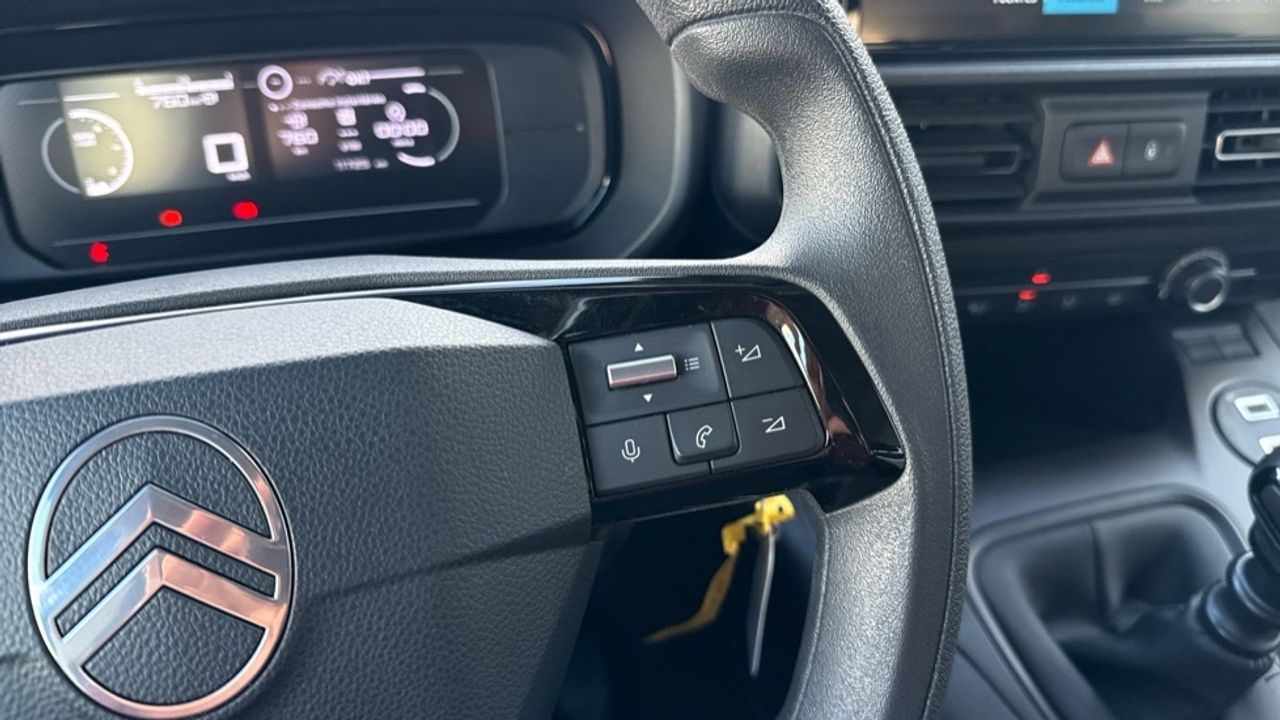 Citroën Berlingo BlueHDi 100 S&S Plus Talla M 75 kW (102 CV) - foto 24