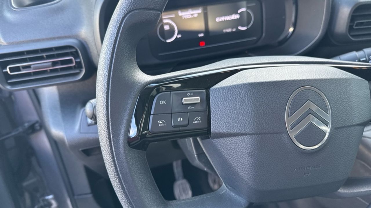 Citroën Berlingo BlueHDi 100 S&S Plus Talla M 75 kW (102 CV) - foto 20