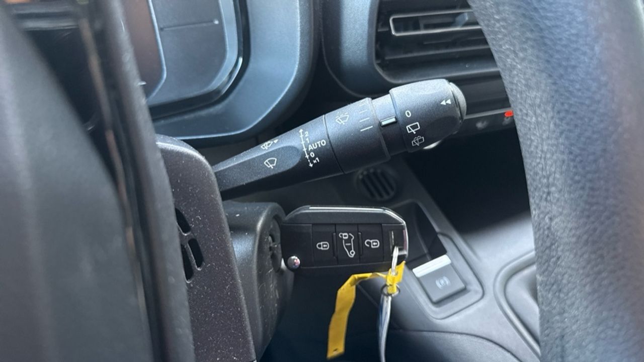 Citroën Berlingo BlueHDi 100 S&S Plus Talla M 75 kW (102 CV) - foto 26