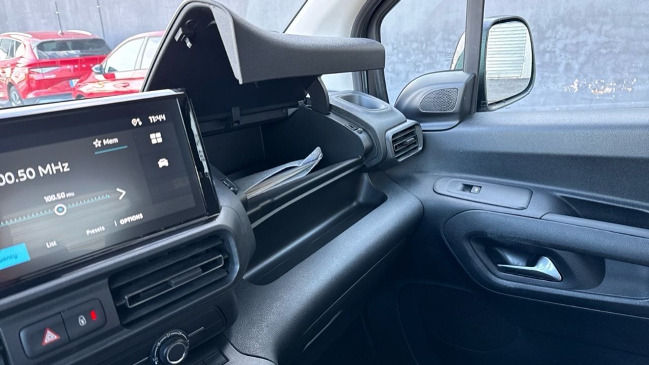 Citroën Berlingo BlueHDi 100 S&S Plus Talla M 75 kW (102 CV) - foto 35