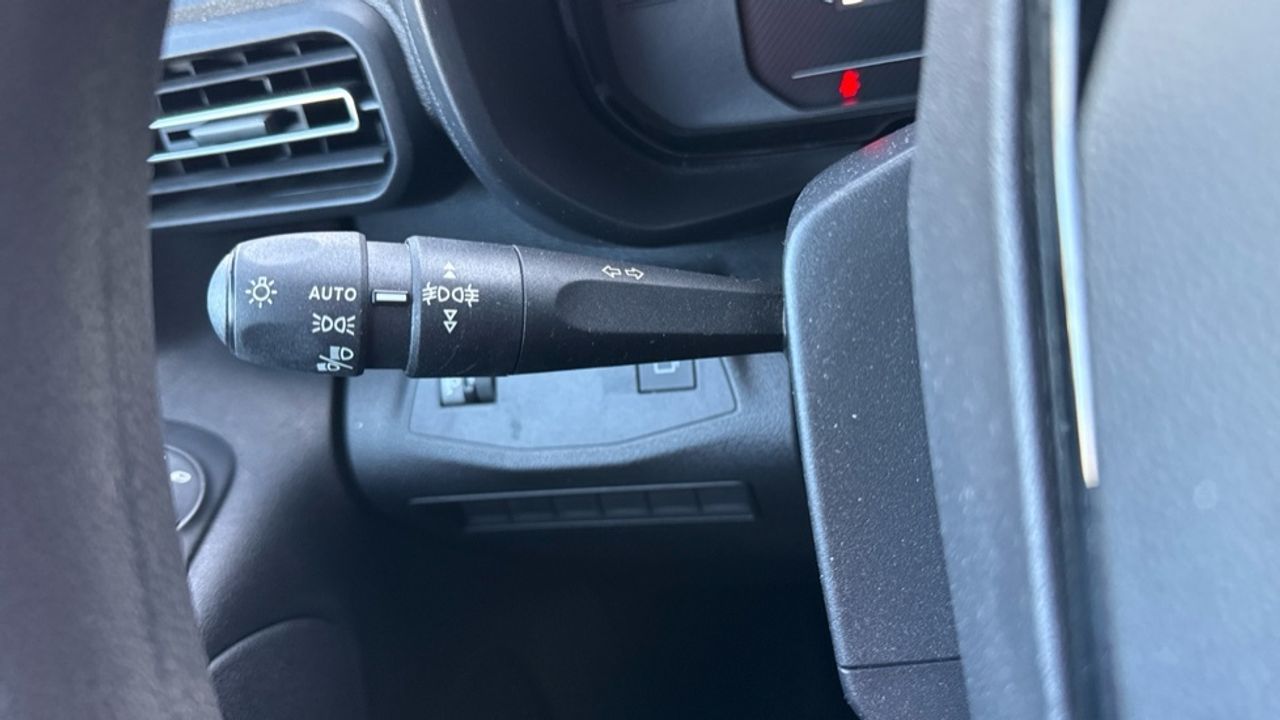 Citroën Berlingo BlueHDi 100 S&S Plus Talla M 75 kW (102 CV) - foto 25