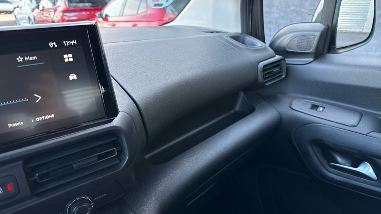 Citroën Berlingo BlueHDi 100 S&S Plus Talla M 75 kW (102 CV) - foto 34