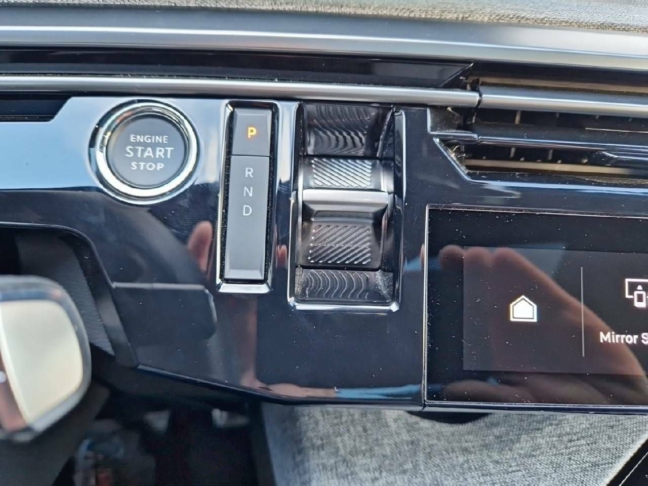 Peugeot 3008 Eléctrico 157kW GT - foto 14