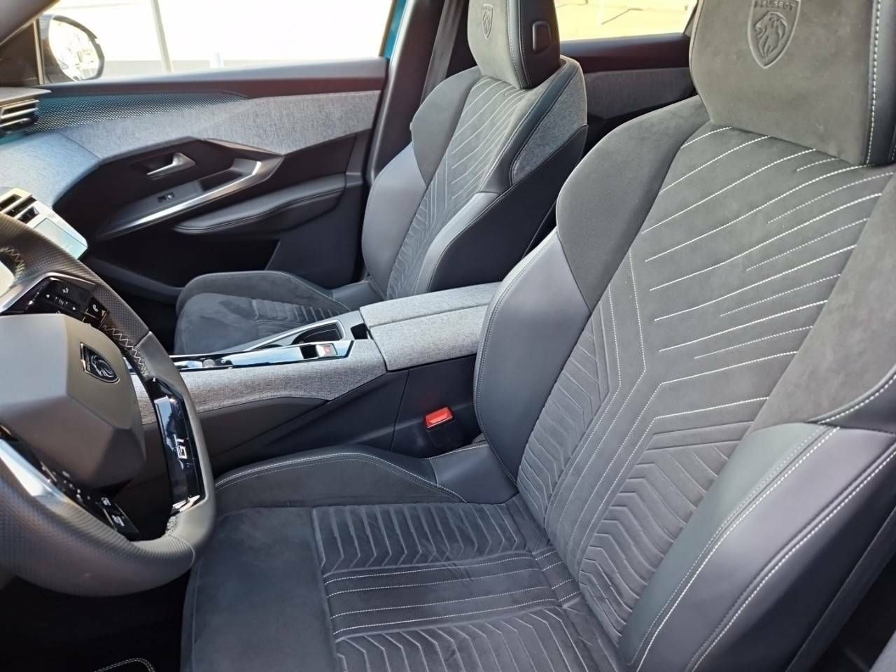 Peugeot 3008 Eléctrico 157kW GT - foto 11