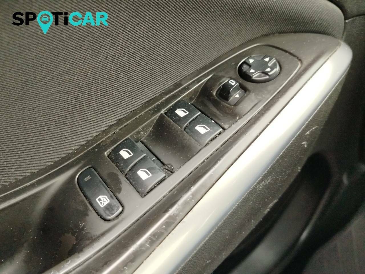 Opel Grandland X 1.2 Turbo Selective - foto 18