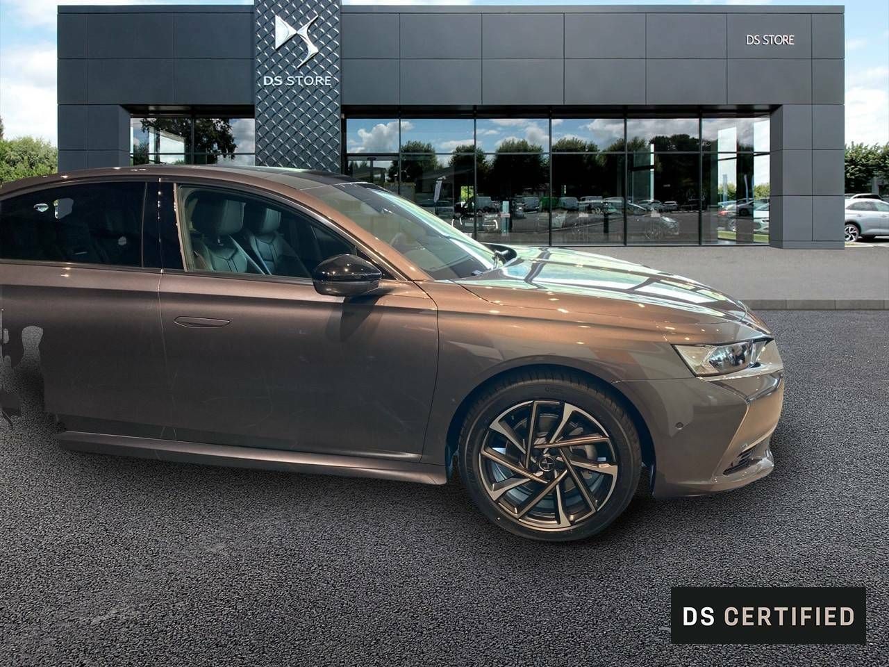 ds automobiles ds 9 2023 / foto grande (3)