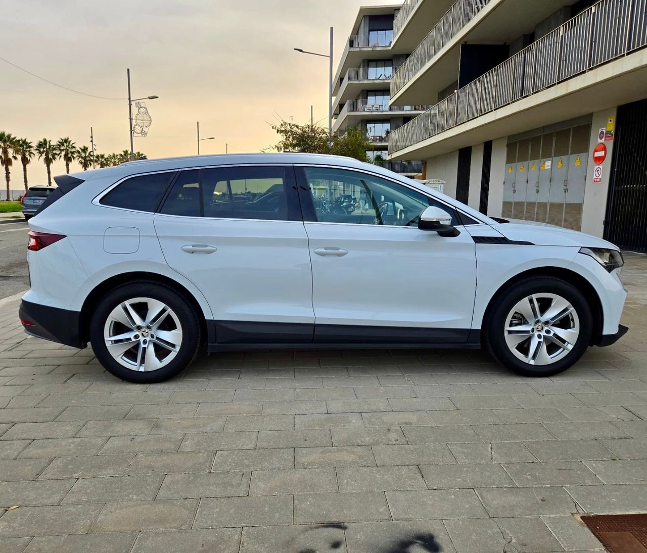 skoda enyaq 2022 / foto grande (3)