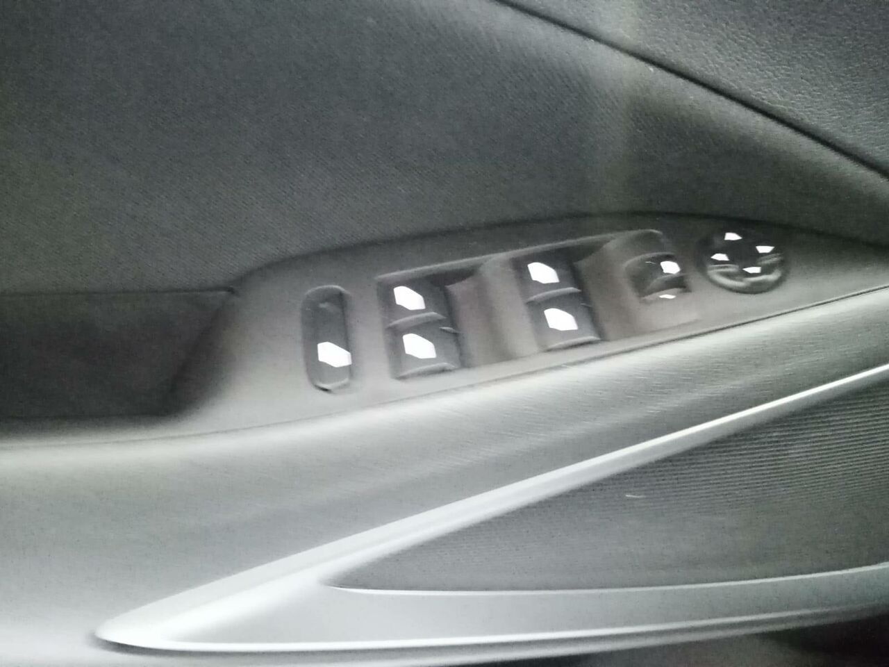 Opel Crossland X 1.6T 73kW (99CV) Selective - foto 25