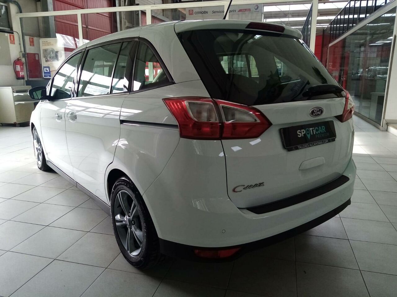 ford grand c-max 2018 / foto grande (2)