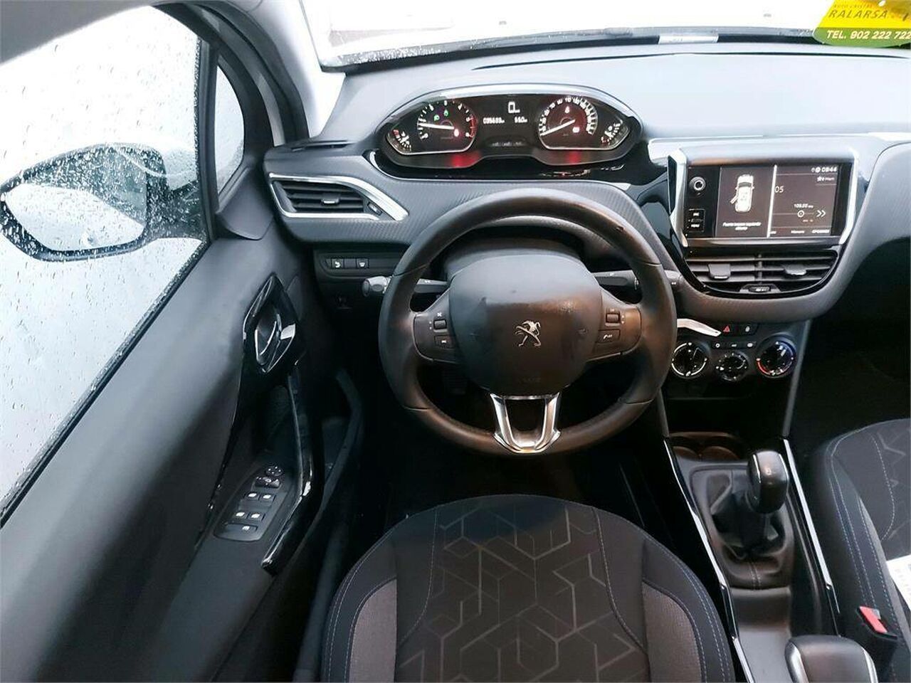 peugeot 2008 2019 / foto grande (3)