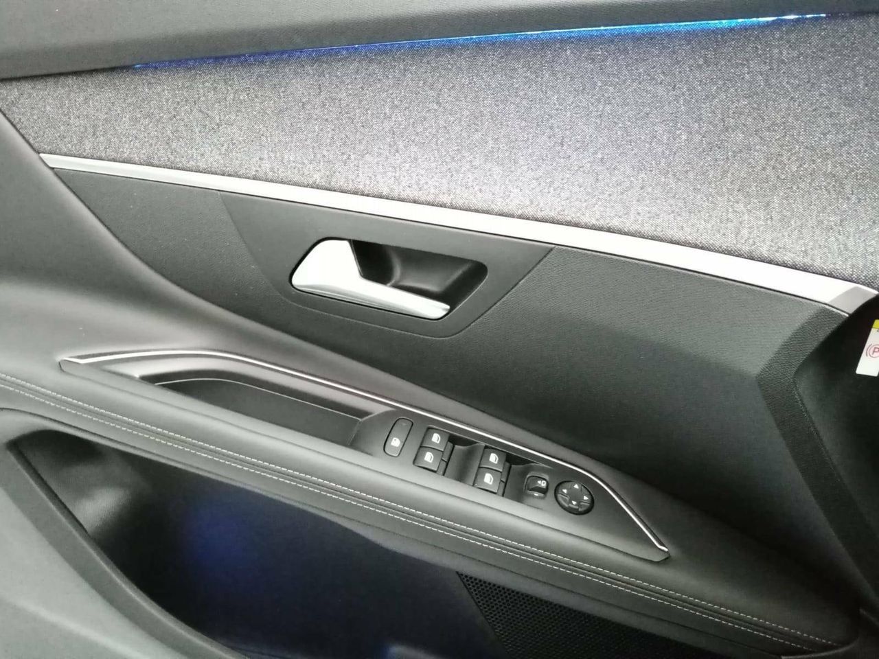 peugeot 3008 2018 / foto grande (3)