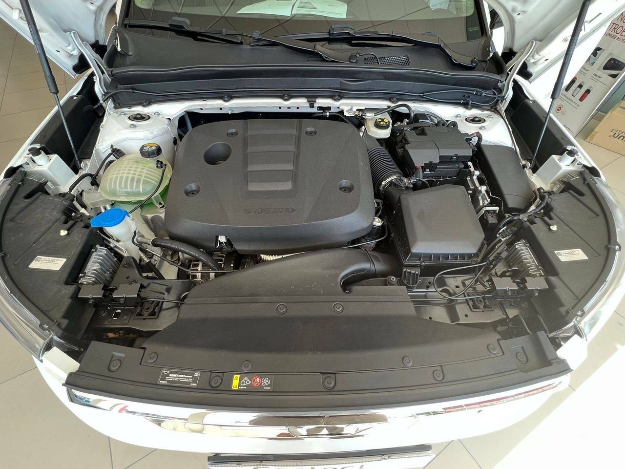 Volvo XC40 2.0 D4 AWD  Auto Momentum - foto 11