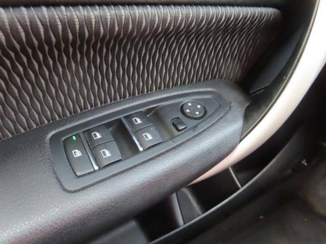 BMW Serie 1 120dA - - foto 17