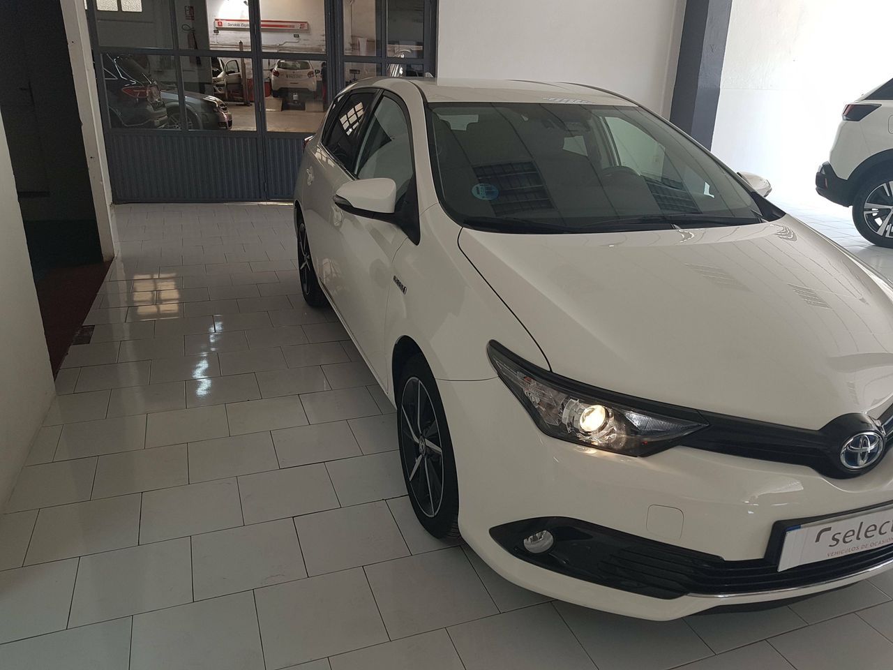toyota auris 2018 / foto grande (3)