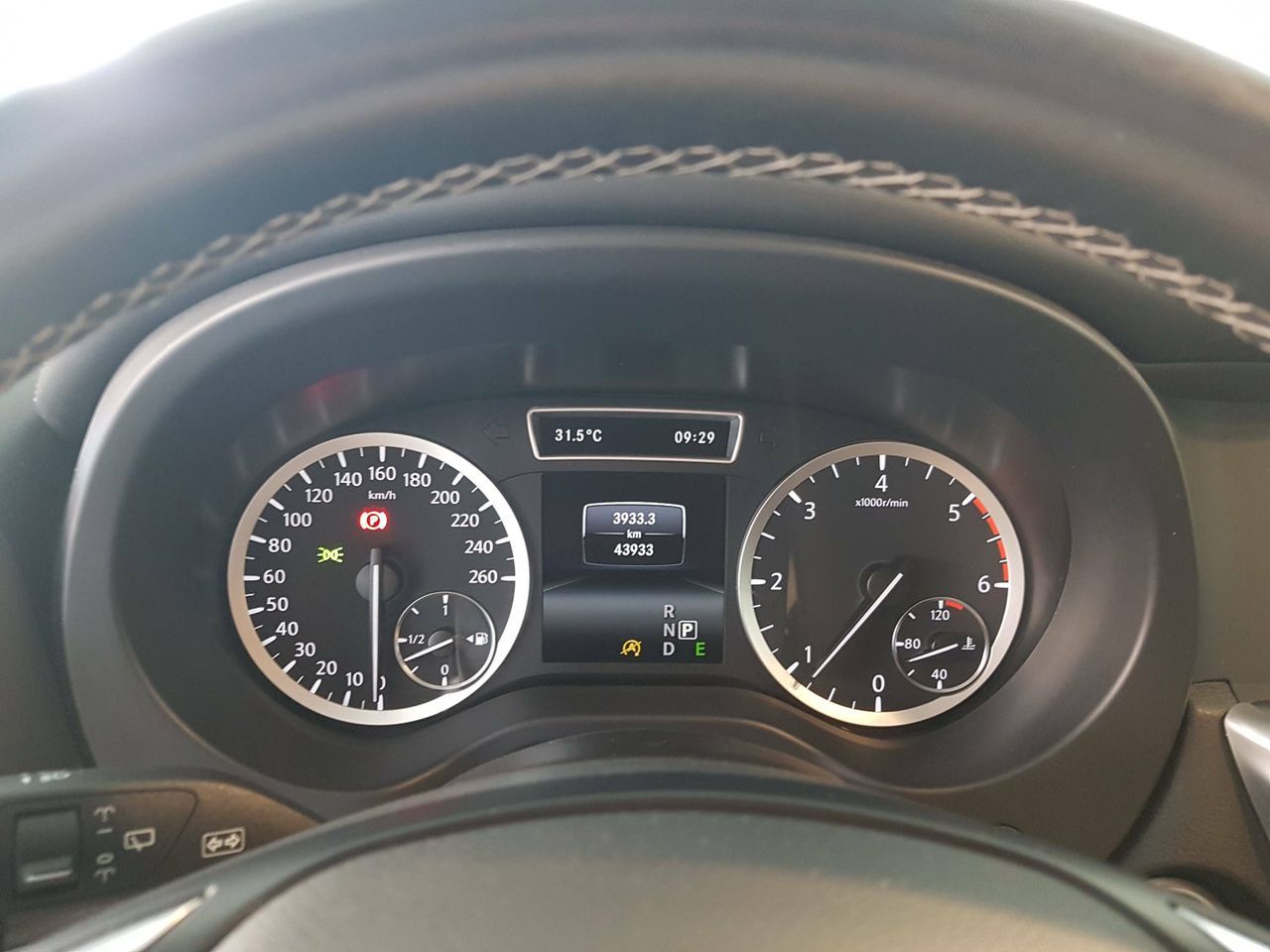 Infiniti QX30 2.2D  7DCT AWD PREMIUM - foto 11