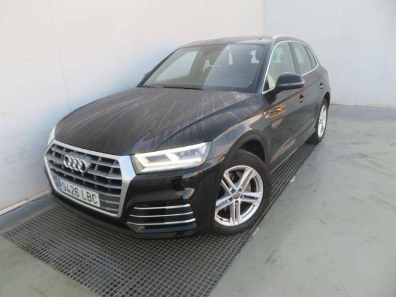 Linterna led con cargador  de segunda mano - audi q5 2019 /