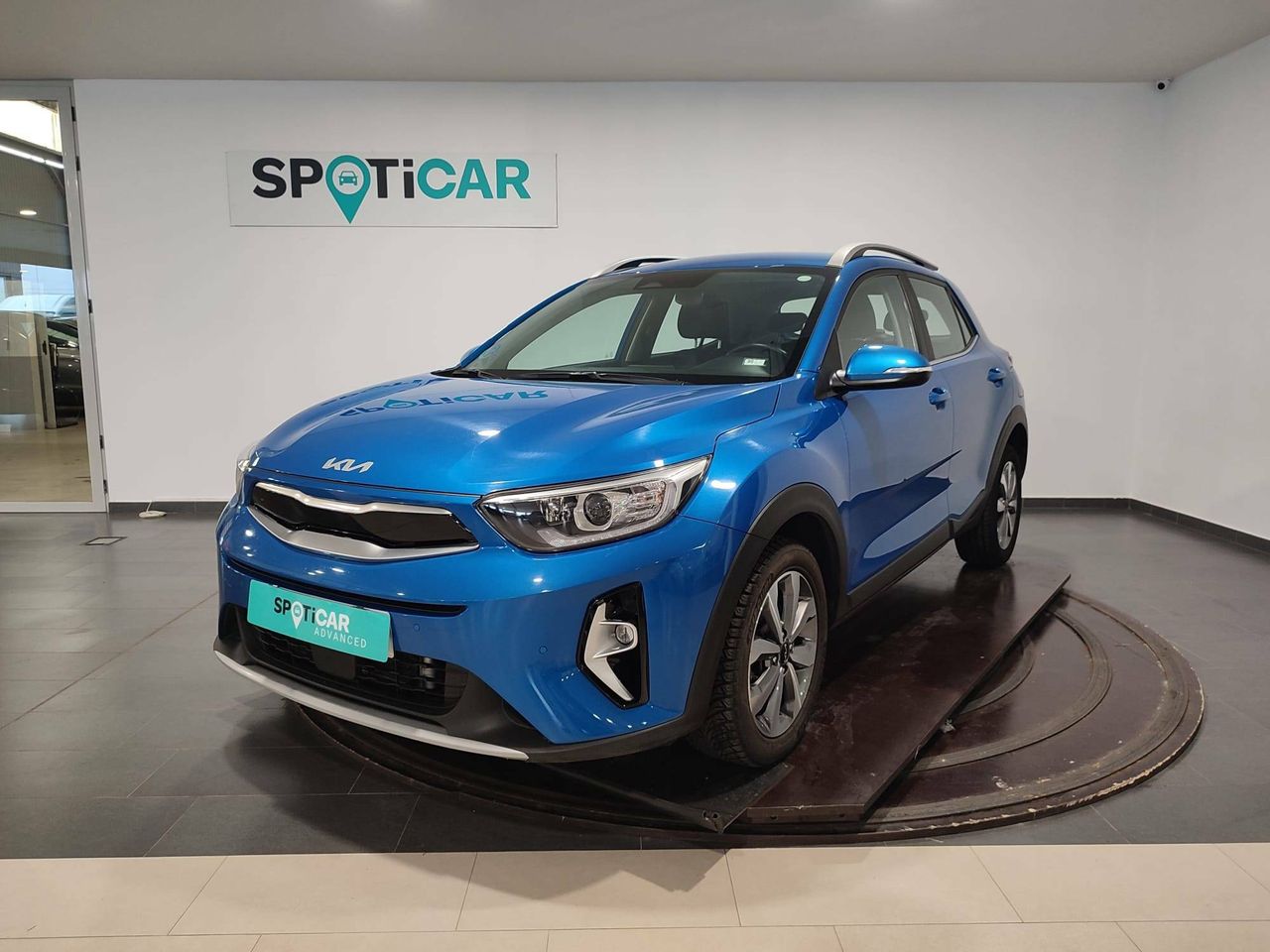 kia stonic 2022 /