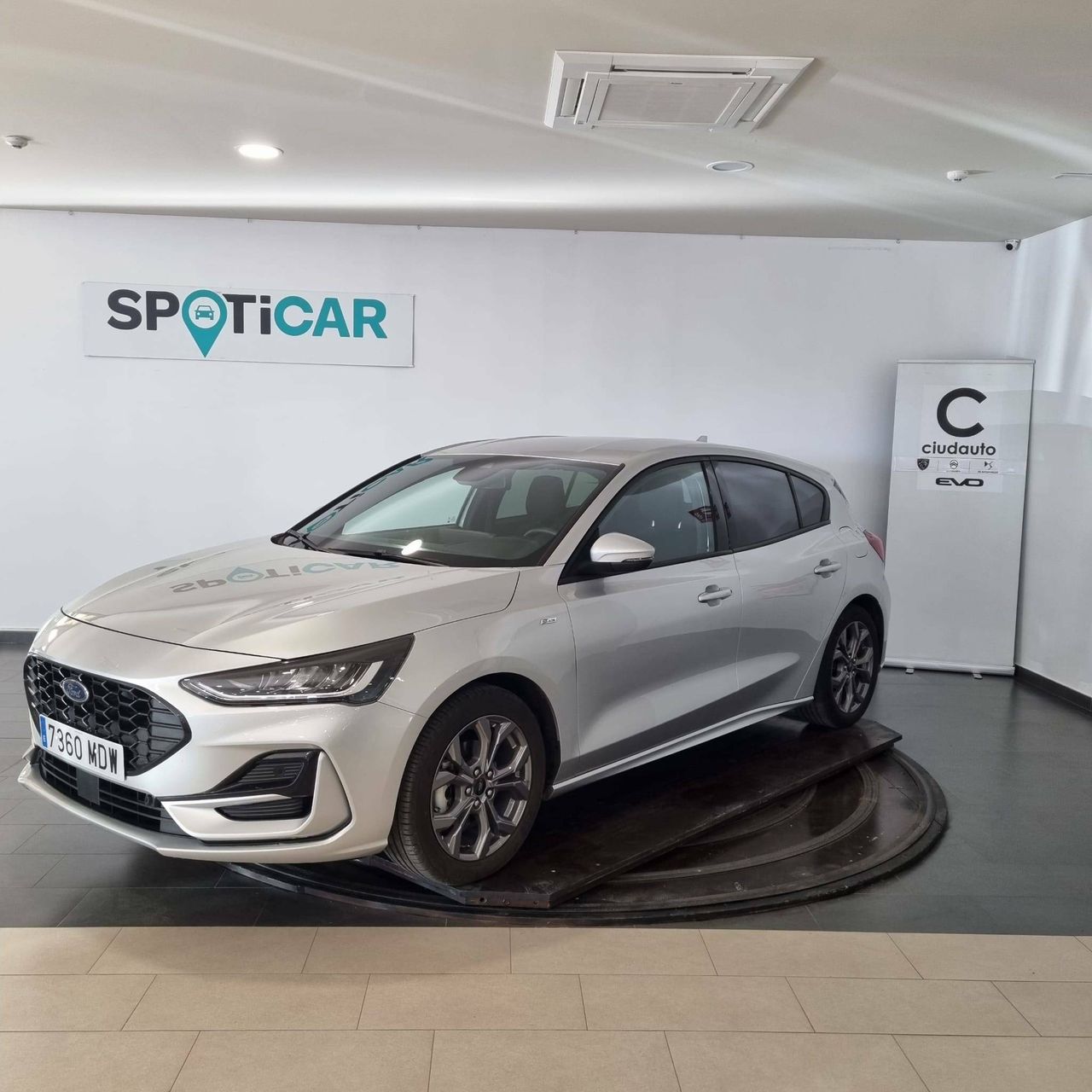 ford focus 2023 /