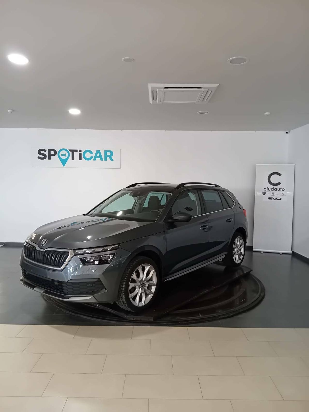 skoda kamiq 2020 /