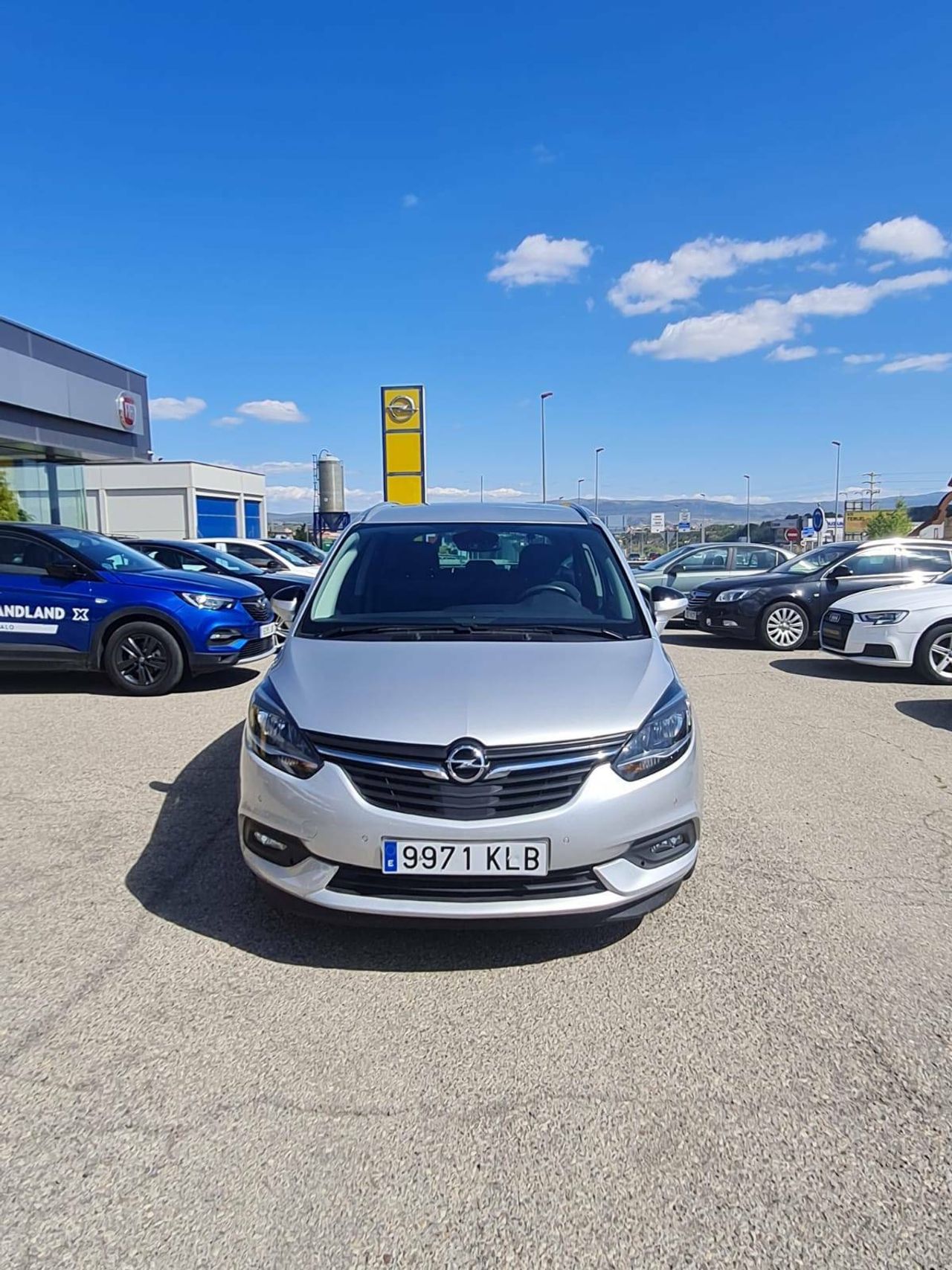 Foto opel zafira tourer    2018 /