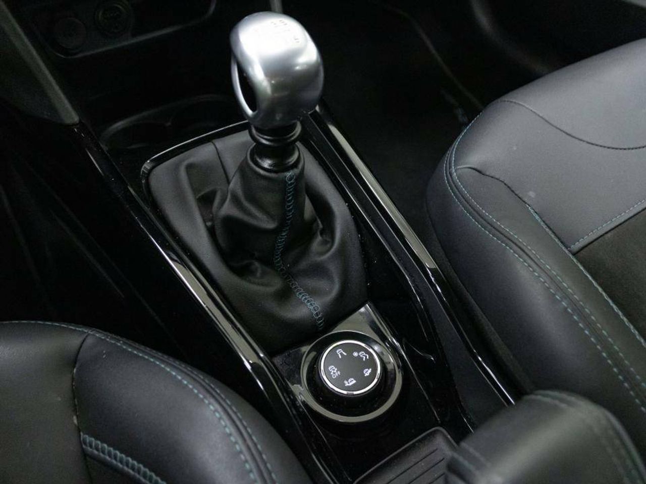 Peugeot 2008 1.2 PureTech 96KW (130CV) S&S Crossway - foto 26