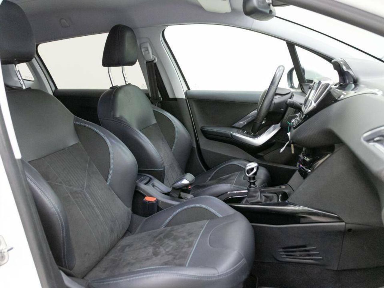 Peugeot 2008 1.2 PureTech 96KW (130CV) S&S Crossway - foto 10