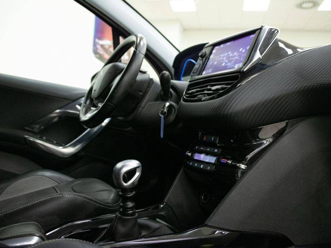 Peugeot 2008 1.6 BlueHDi 88KW (120CV) S&S Allure - foto 9