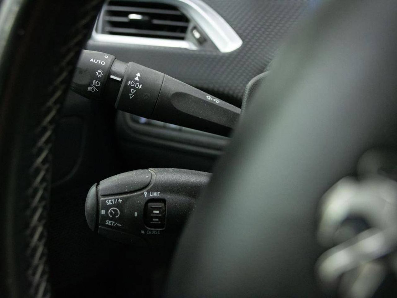 Peugeot 2008 1.6 BlueHDi 88KW (120CV) S&S Allure - foto 8