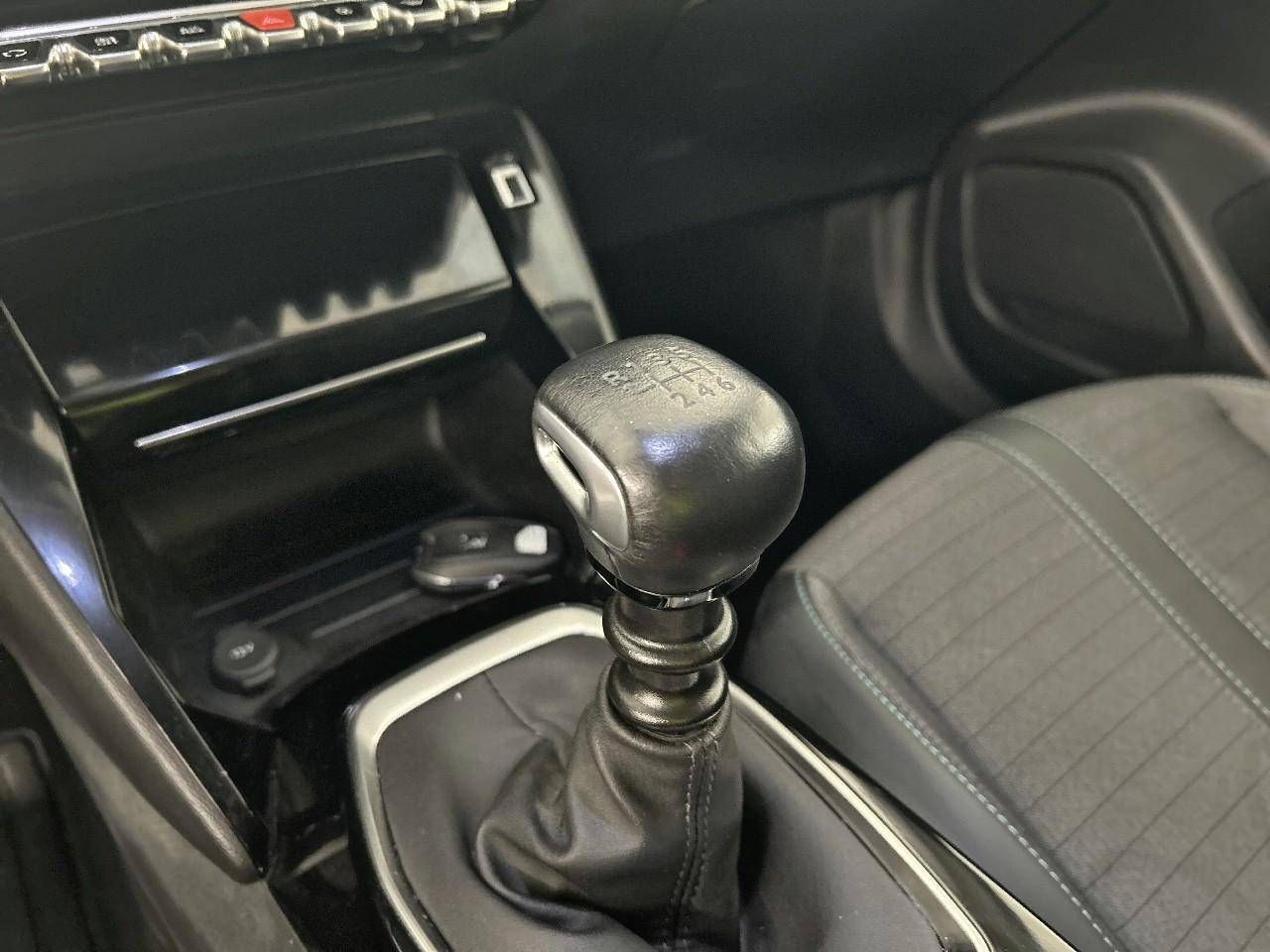 Peugeot 2008 BlueHDI 81kW (110CV) Allure Pack - foto 15