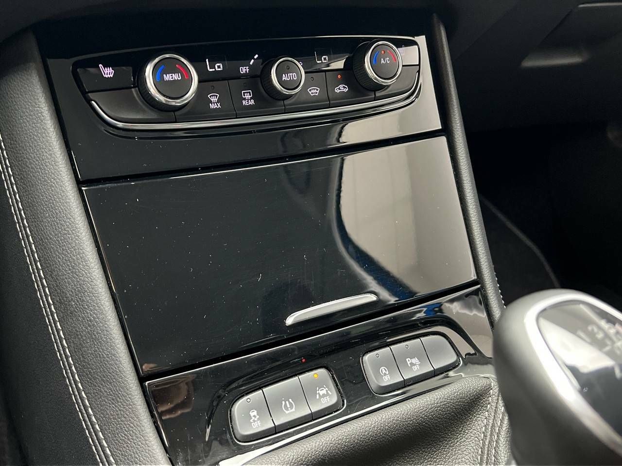 Opel Grandland X 1.2 Turbo WLTP Ultimate - foto 31