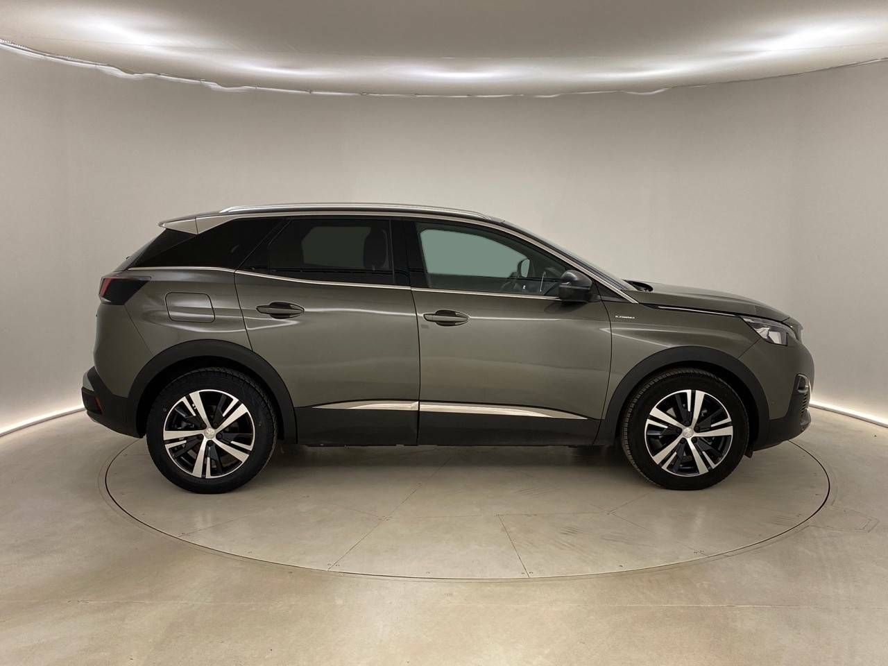 peugeot 3008 2019 / foto grande (3)