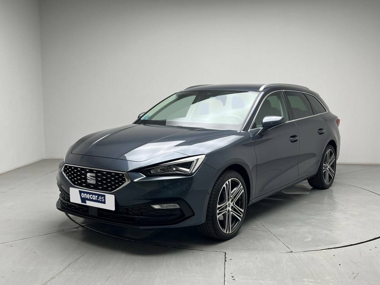 Conexion trasera usb  de segunda mano - seat leon 2022 /