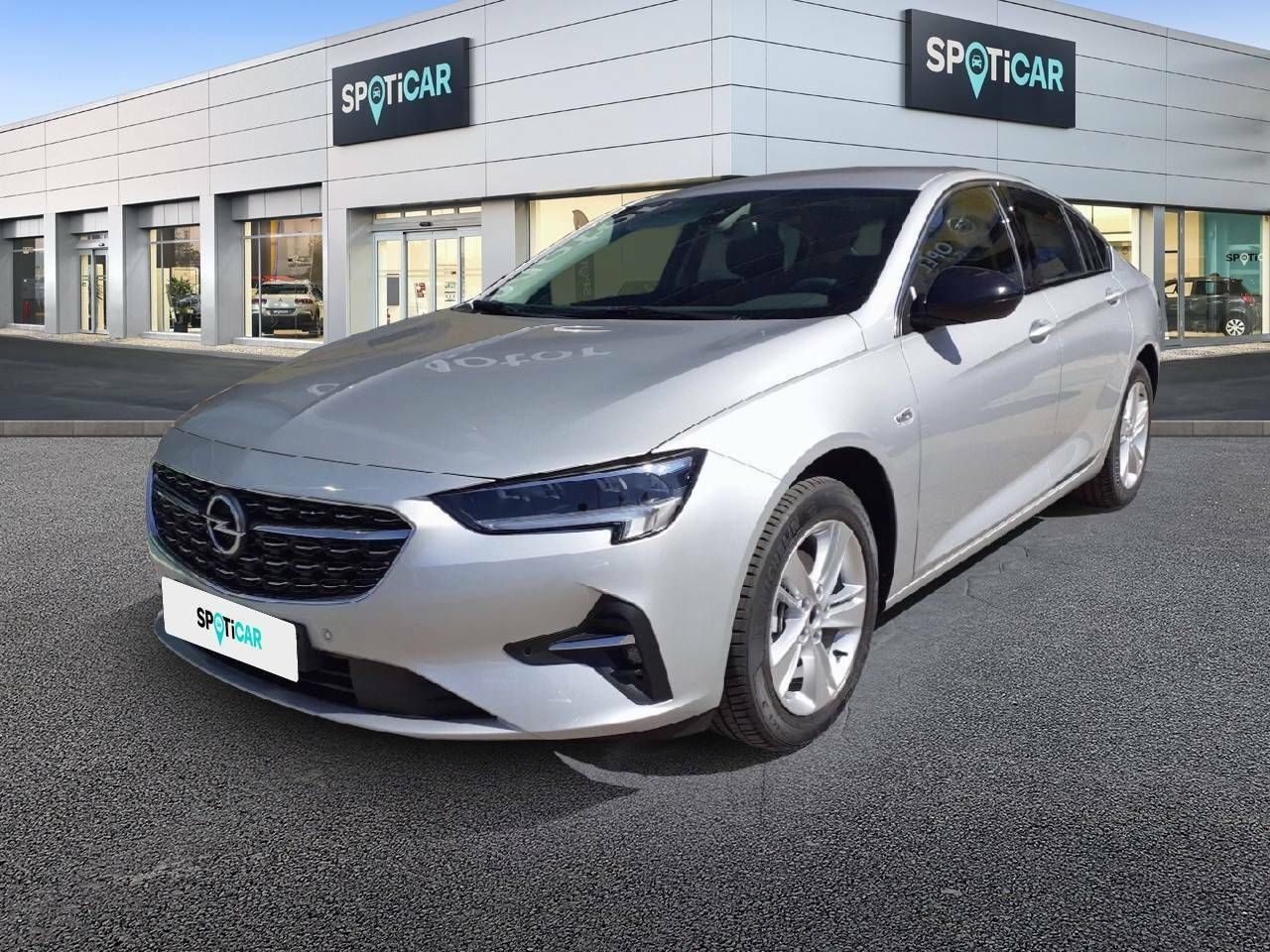 Opel insignia 2020 madrid segunda mano  de segunda mano en Madrid - opel insignia  2022 /