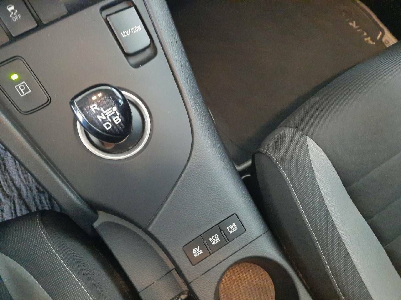 Toyota Auris 1.8 140H Hybrid  (Business Plus) Active - foto 26