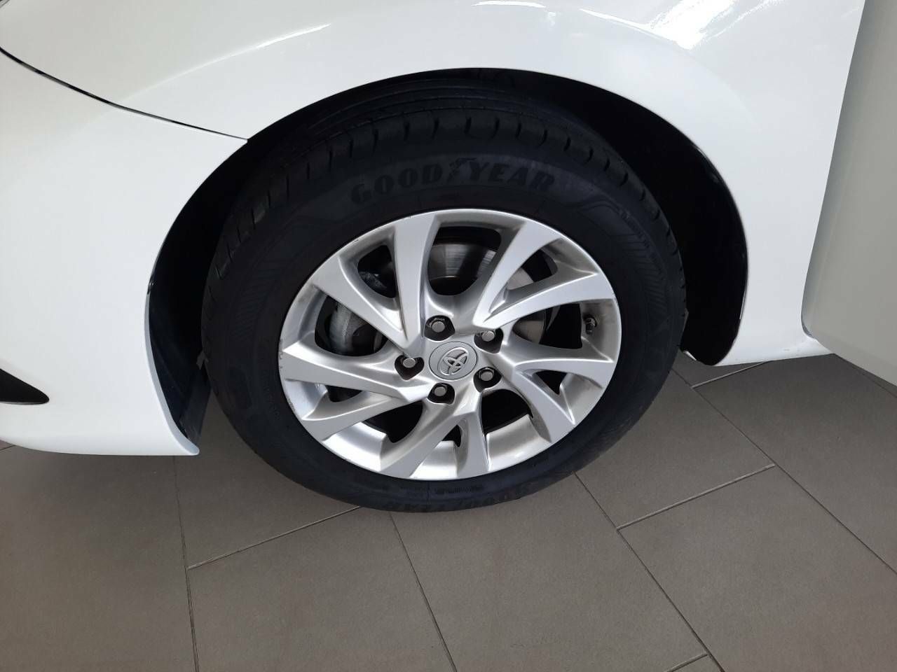 Toyota Auris 1.8 140H Hybrid  (Business Plus) Active - foto 11