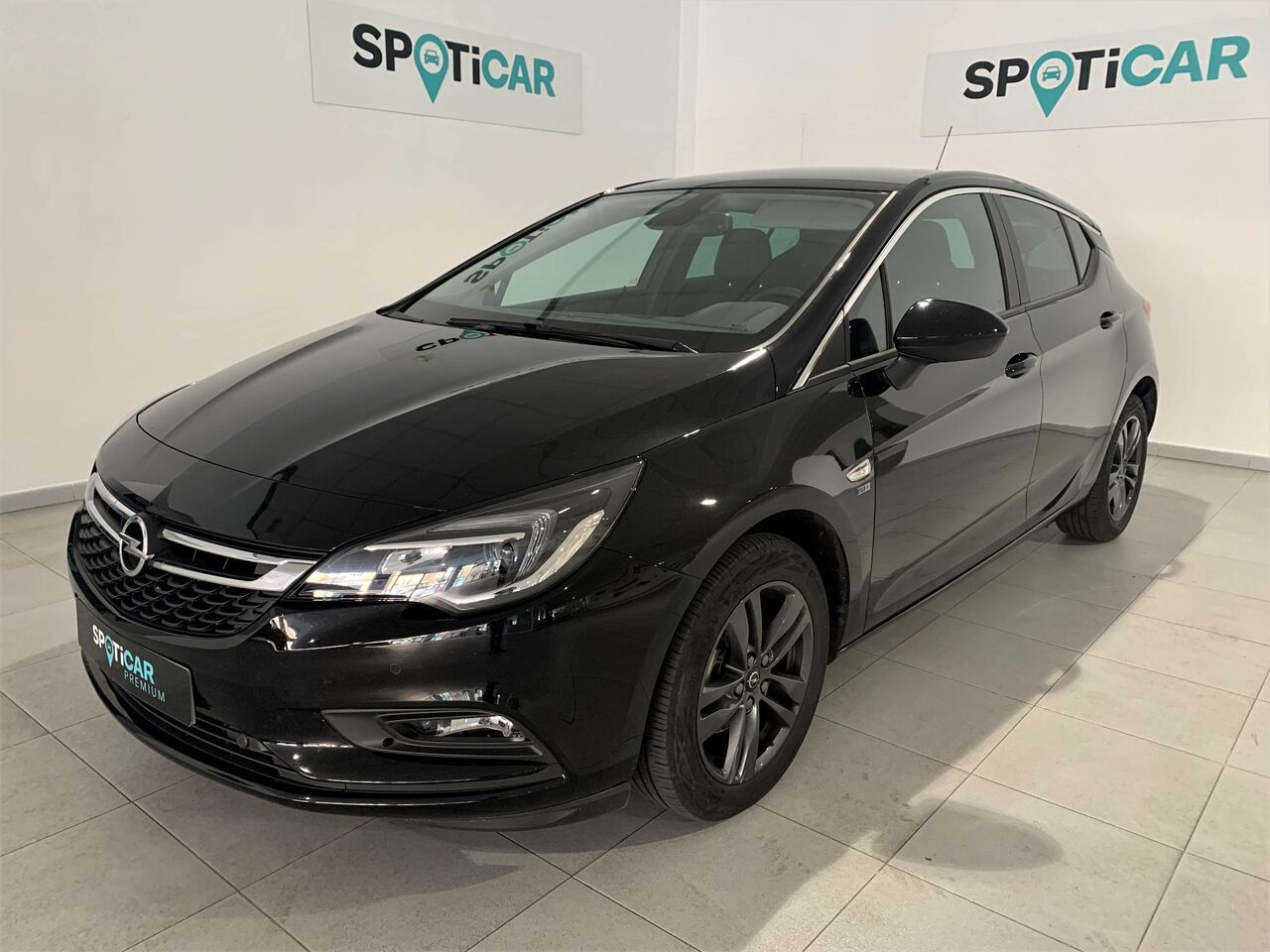 Foto opel astra 2019 /