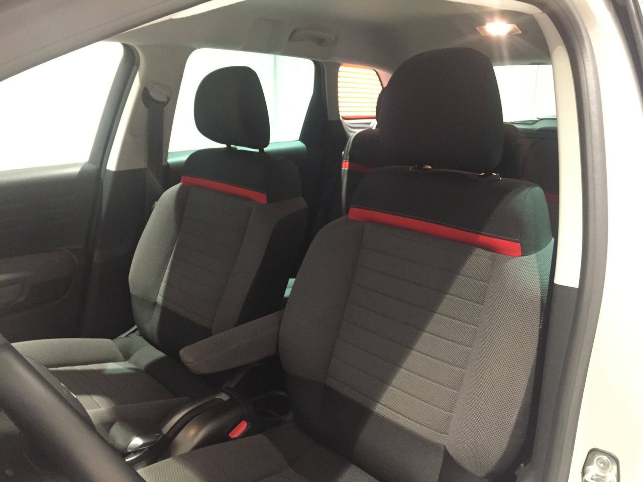 Citroën C3 Aircross BlueHDi 73kW (100CV) S&S Shine - foto 8