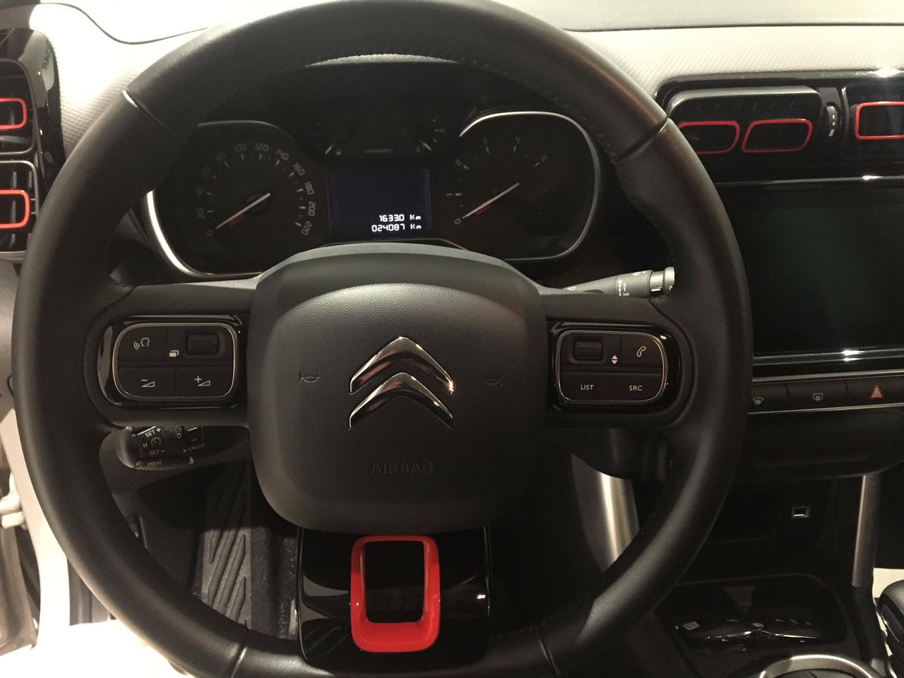 Citroën C3 Aircross BlueHDi 73kW (100CV) S&S Shine - foto 23