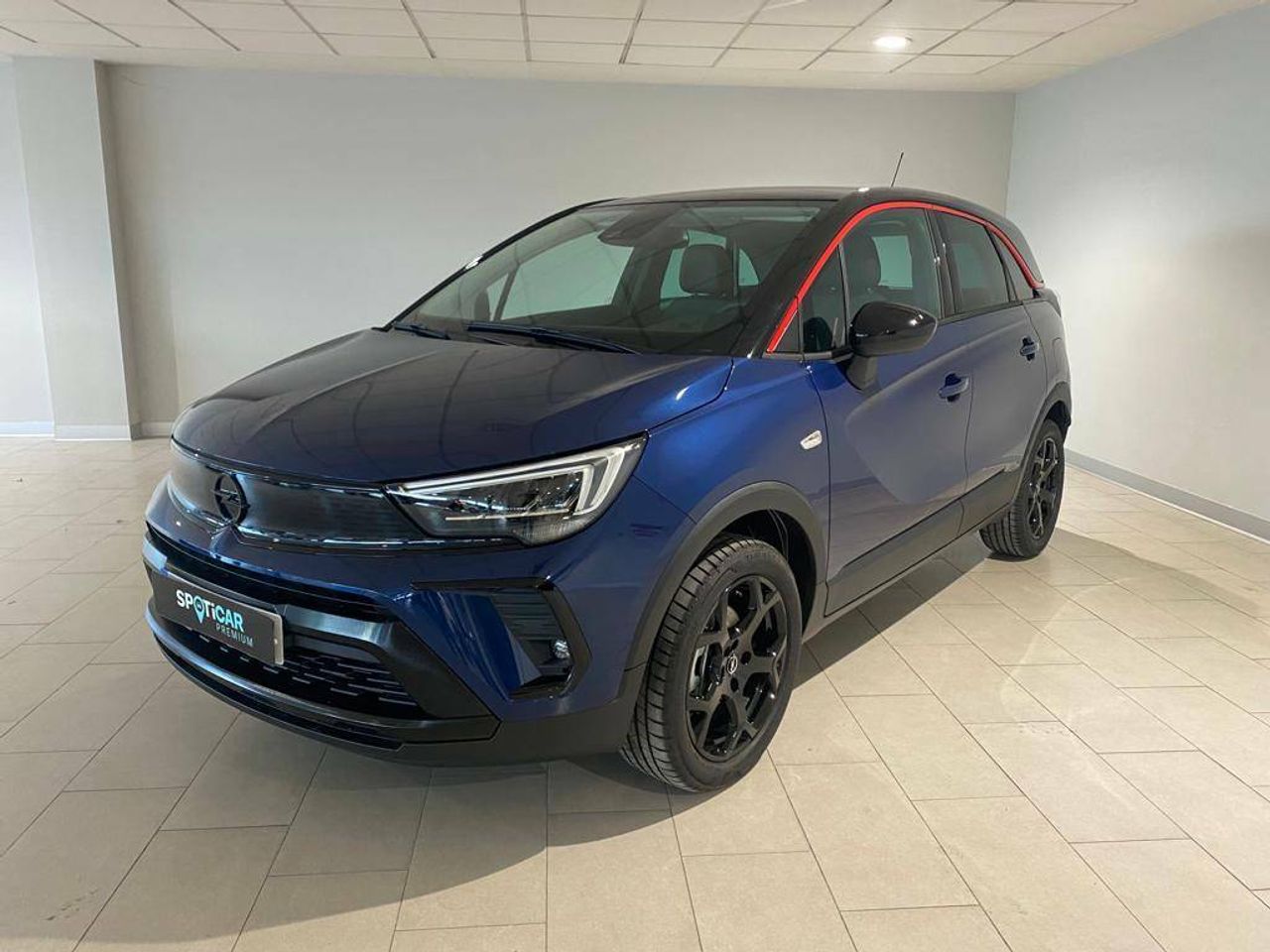 Pintor profesional  de segunda mano - opel crossland 2022 /