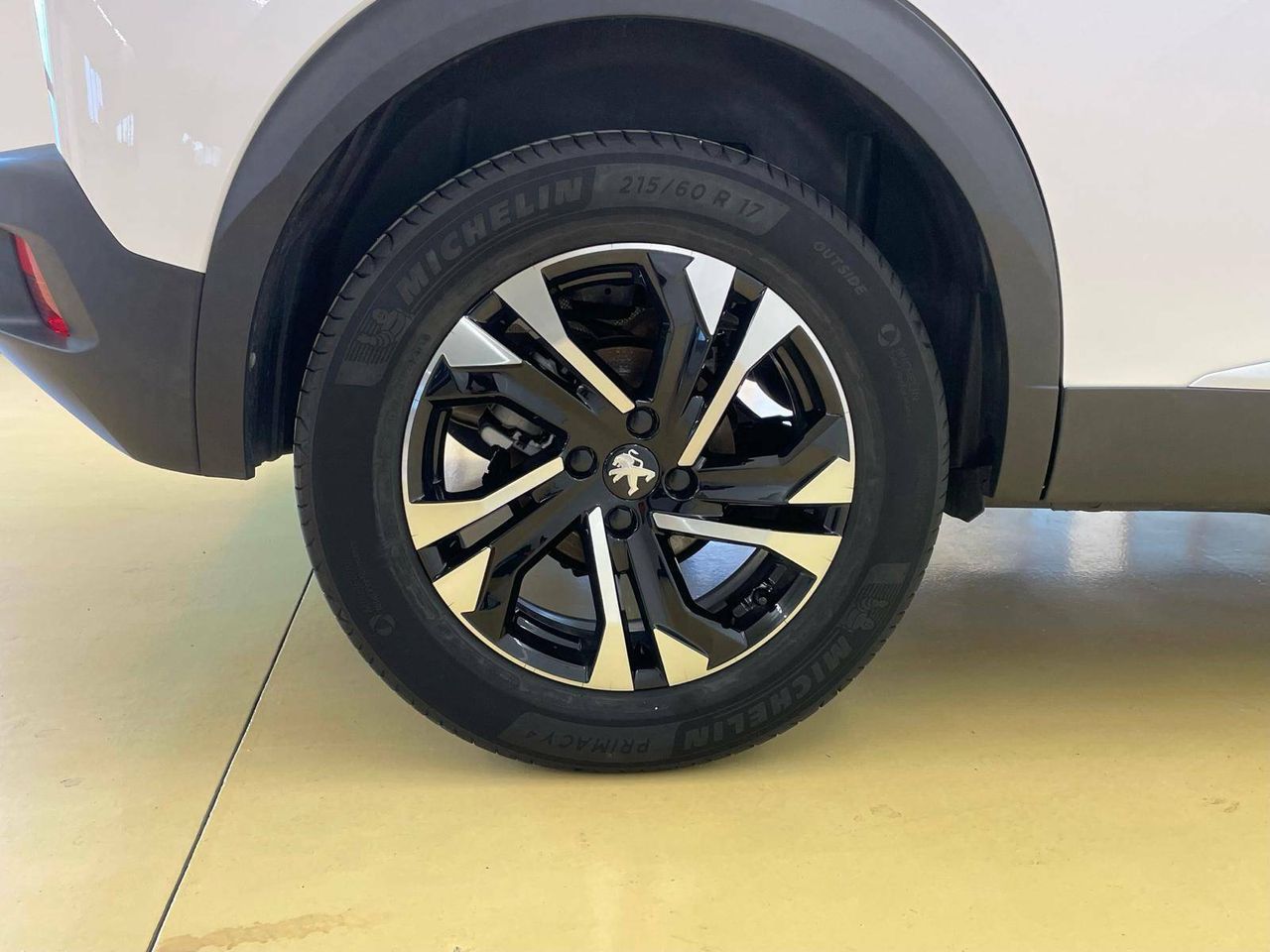 peugeot 2008 2021 / foto grande (3)