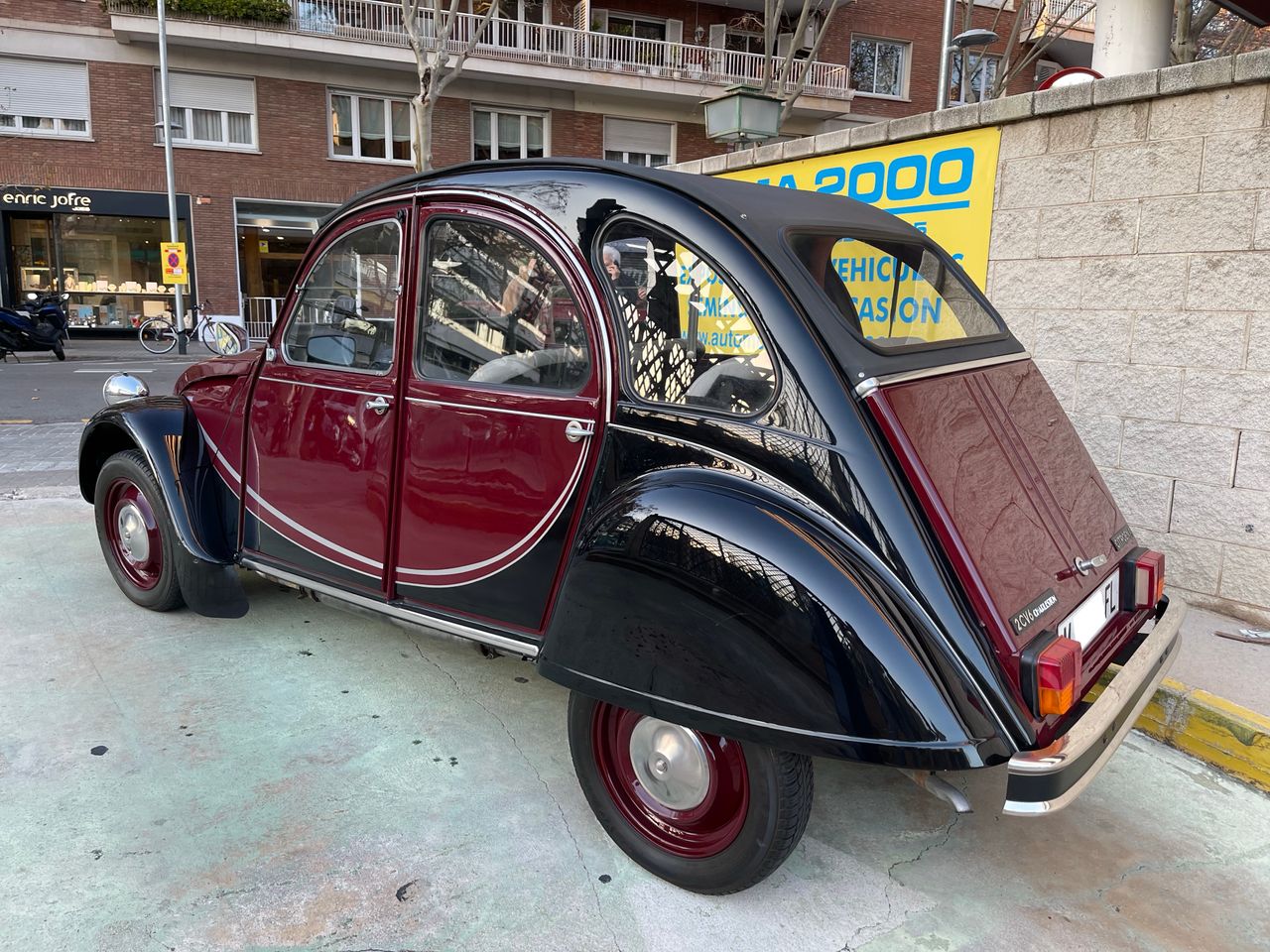 citroën 2 cv 1983 / foto grande (2)