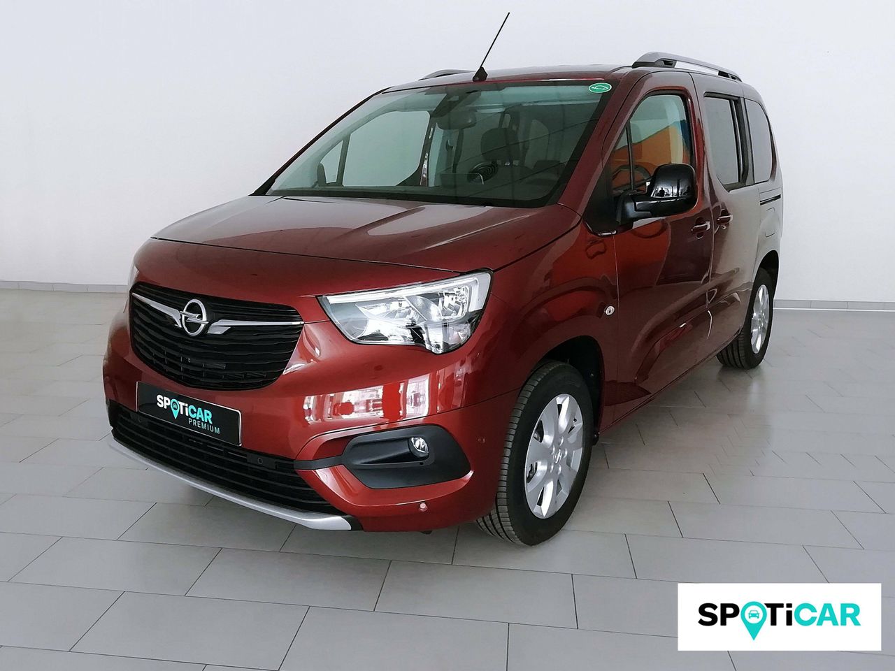 Portes con mozo de carga  de segunda mano - opel combo cargo 2021 /