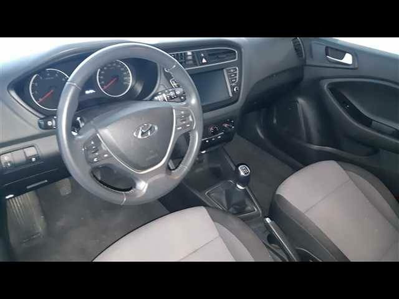 Hyundai i20 I20 FL 5P MPI 1.2 75CV ESSENCE Essence - foto 5