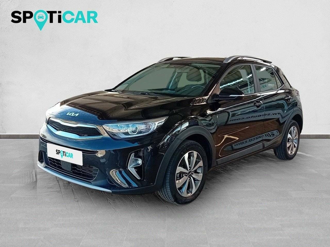 Faros halogenos luz  de segunda mano - kia stonic 2023 /