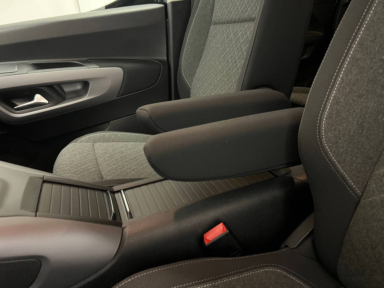 Opel Combo Cargo 100 Cv 1.5 Td S/S MT6 €6.4 - - foto 23