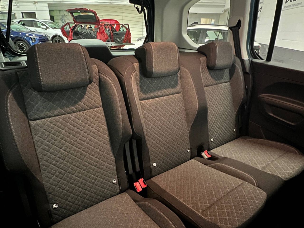 Opel Combo Cargo 100 Cv 1.5 Td S/S MT6 €6.4 - - foto 27