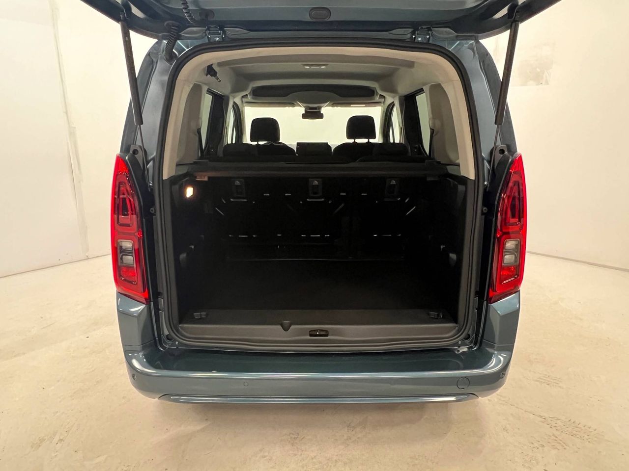 Opel Combo Cargo 100 Cv 1.5 Td S/S MT6 €6.4 - - foto 28