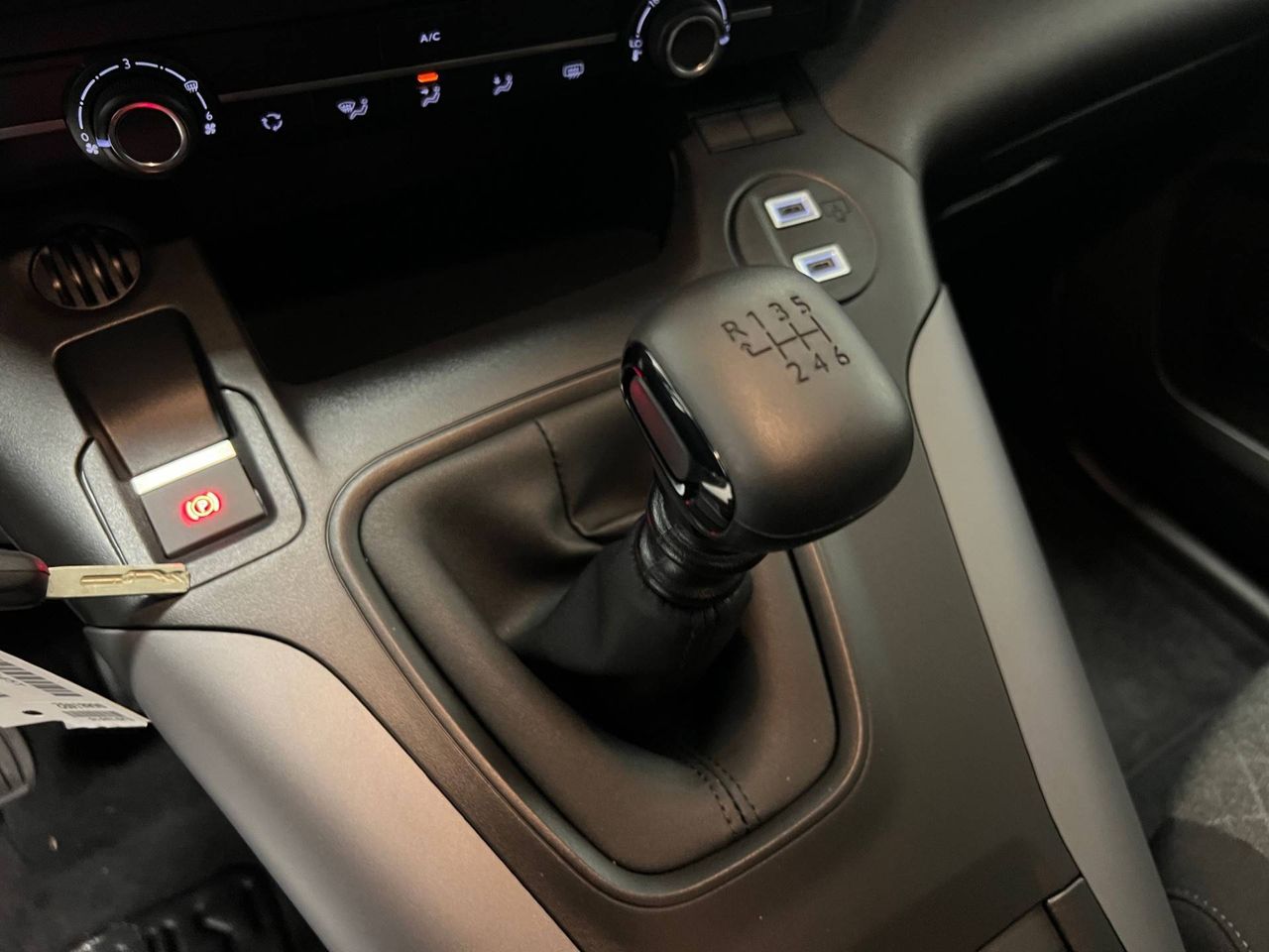 Opel Combo Cargo 100 Cv 1.5 Td S/S MT6 €6.4 - - foto 15