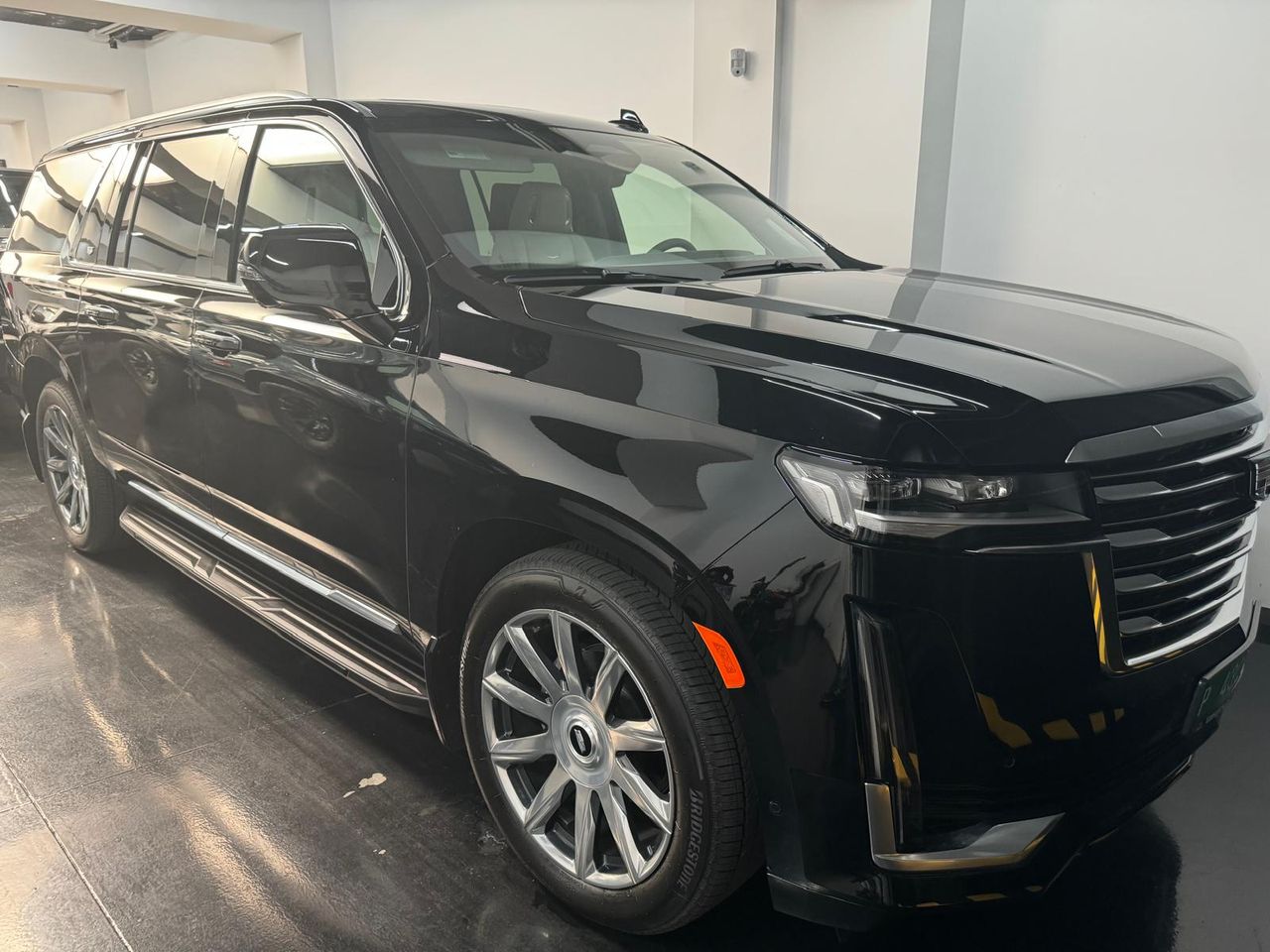 cadillac escalade esv 2024 / foto grande (3)