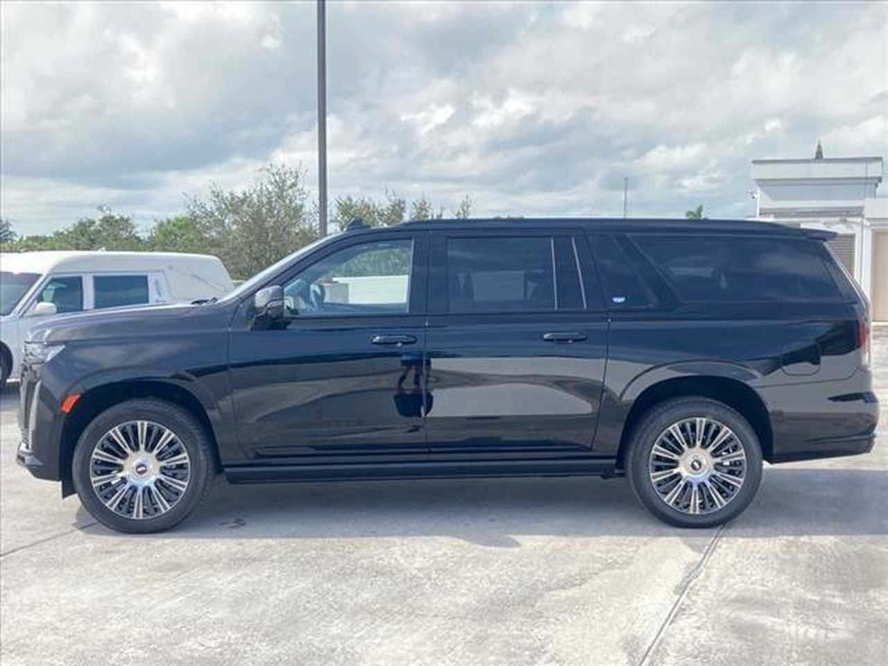 cadillac escalade esv 2021 / foto grande (3)